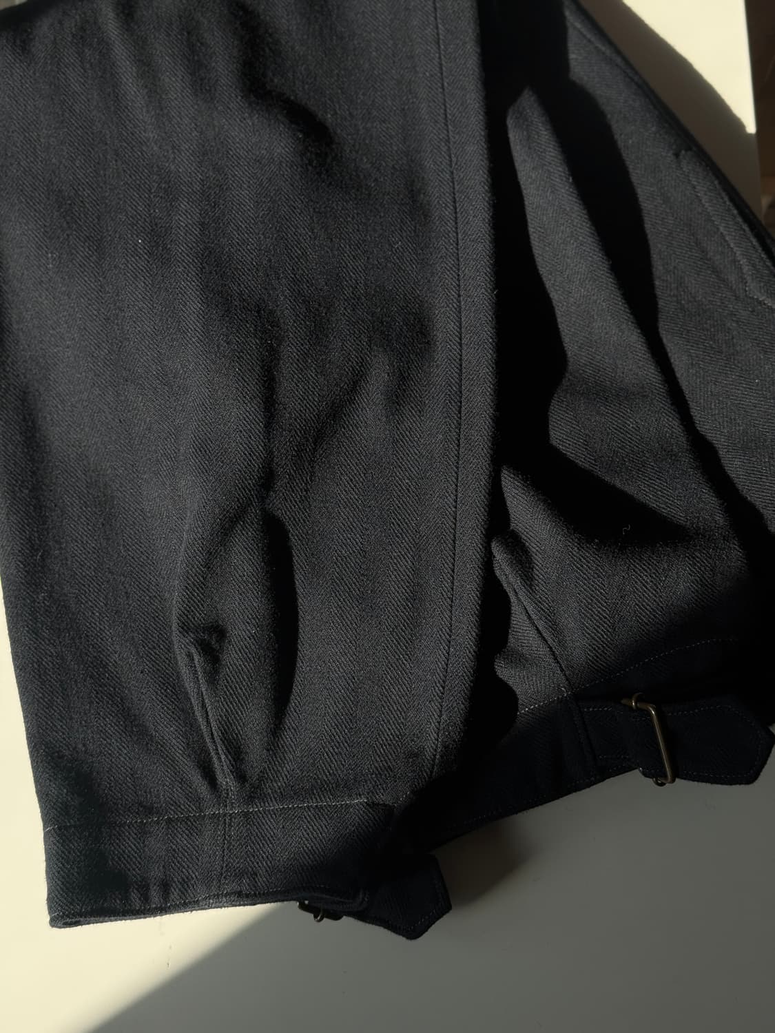 [46] 메종 마르지엘라 백 스티치 버클 헴 트라우저 상품이미지7