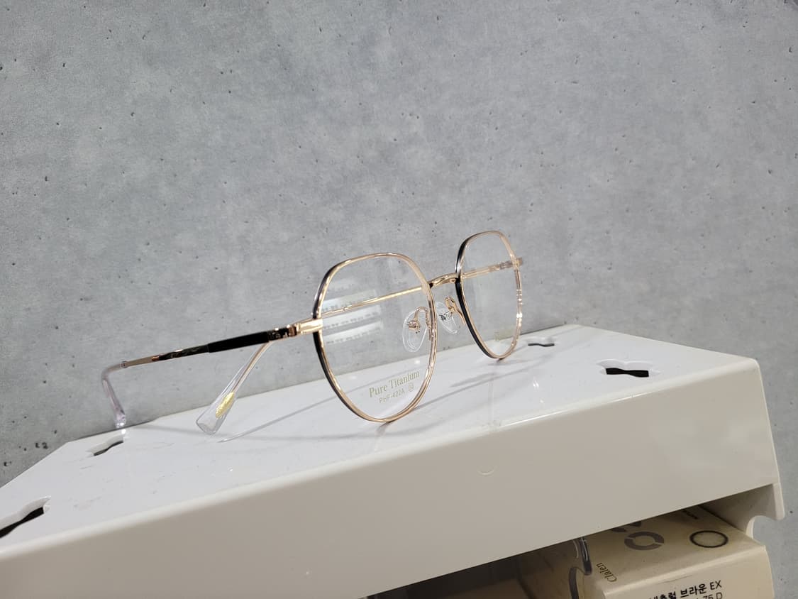 폴휴먼안경(PHF422A 골드육각)퓨어티탄초경량 상품이미지5