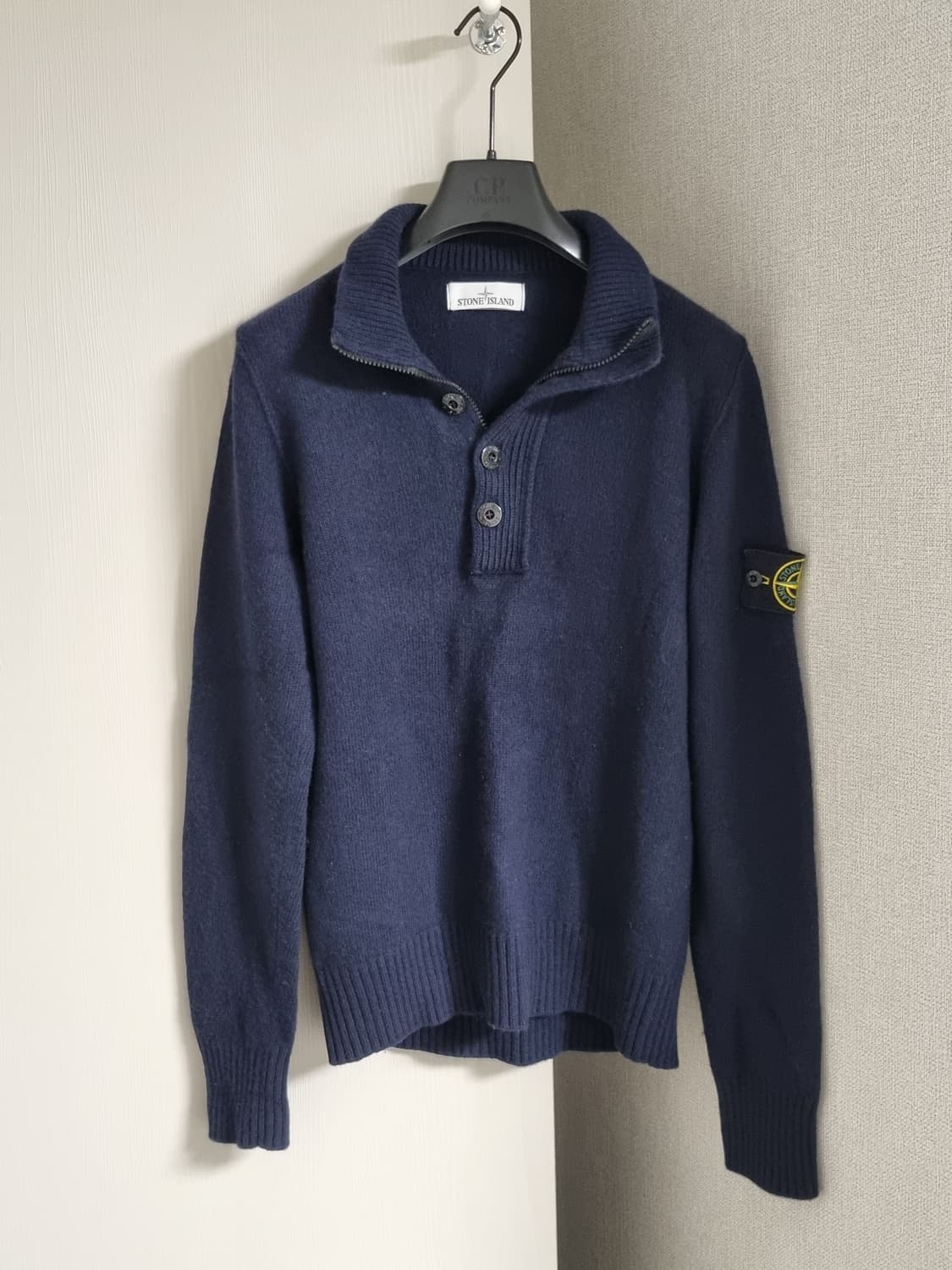 스톤아일랜드 니트 반집업 상품이미지1