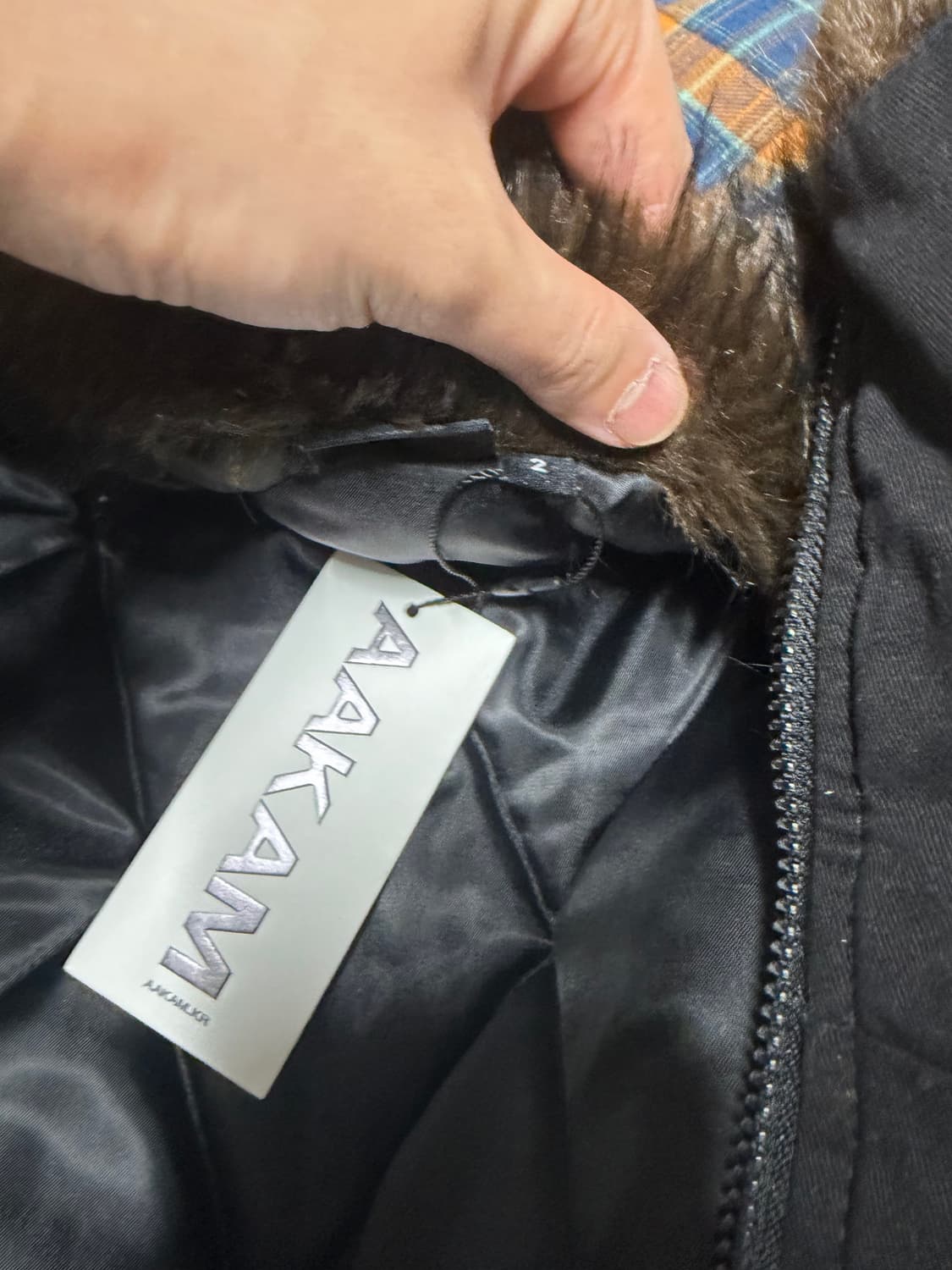 AAKAM 아캄 하이넥 퍼자켓 새상품 2사이즈 상품이미지2