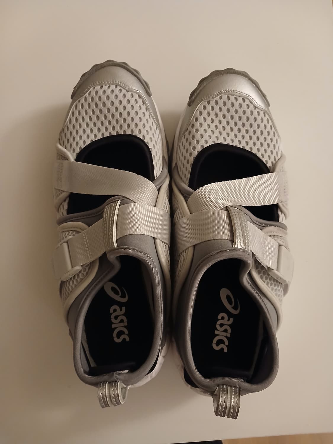 아식스 270 상품이미지1