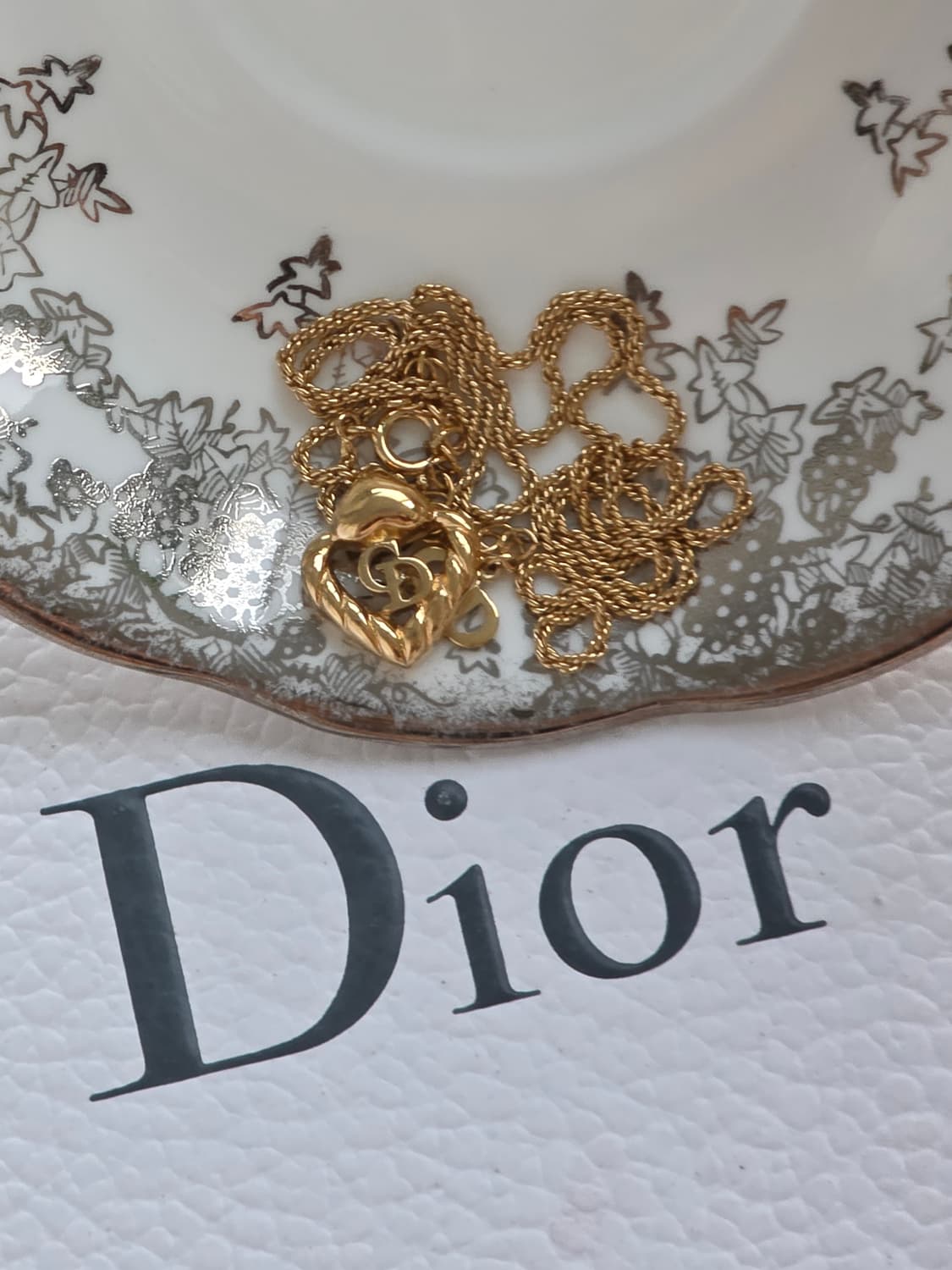 디올 금장 cd 오픈하트 목걸이 상품이미지3