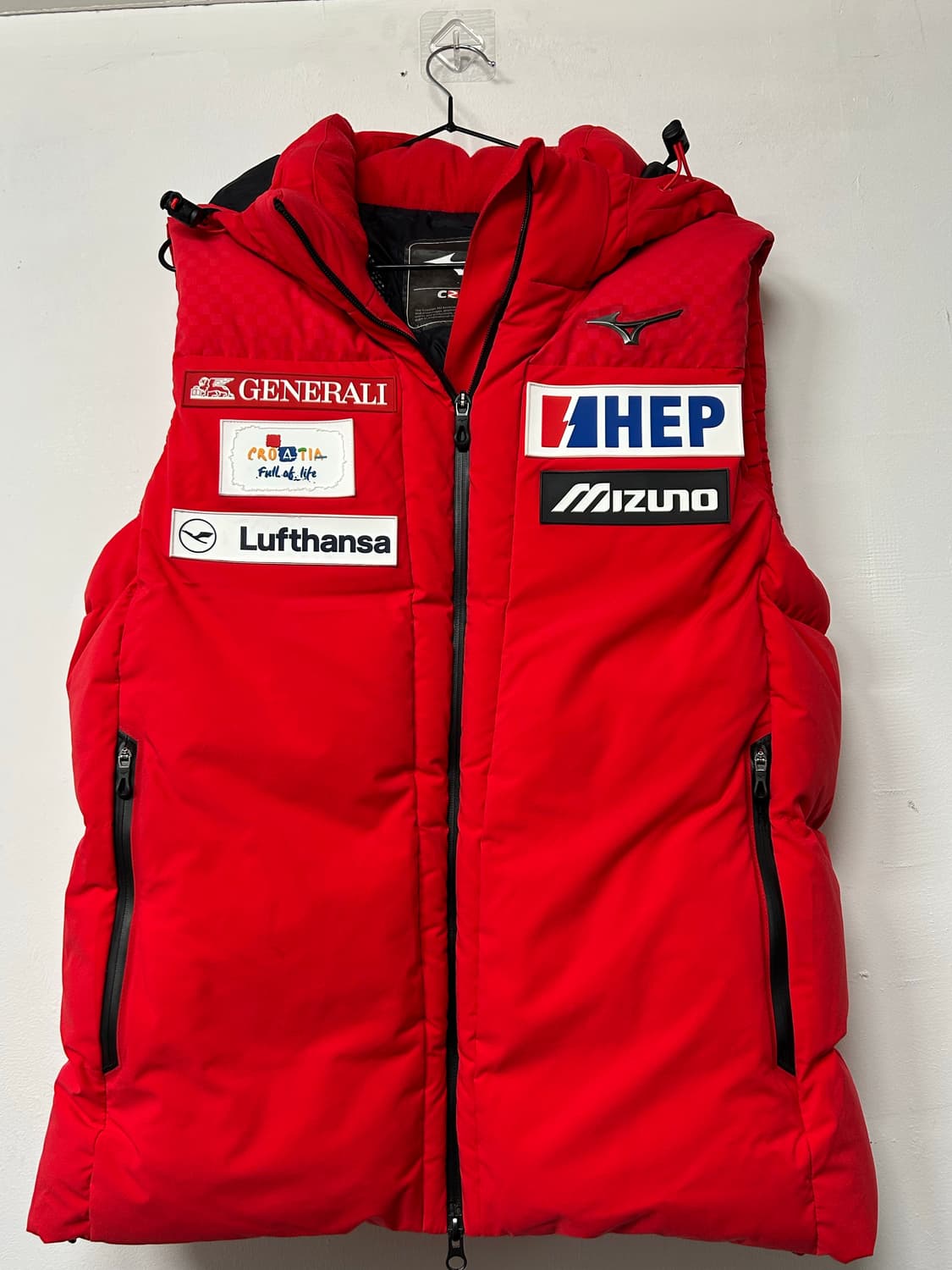 미즈노 크로아티아 알파인 스키팀 다운베스트 상품이미지1