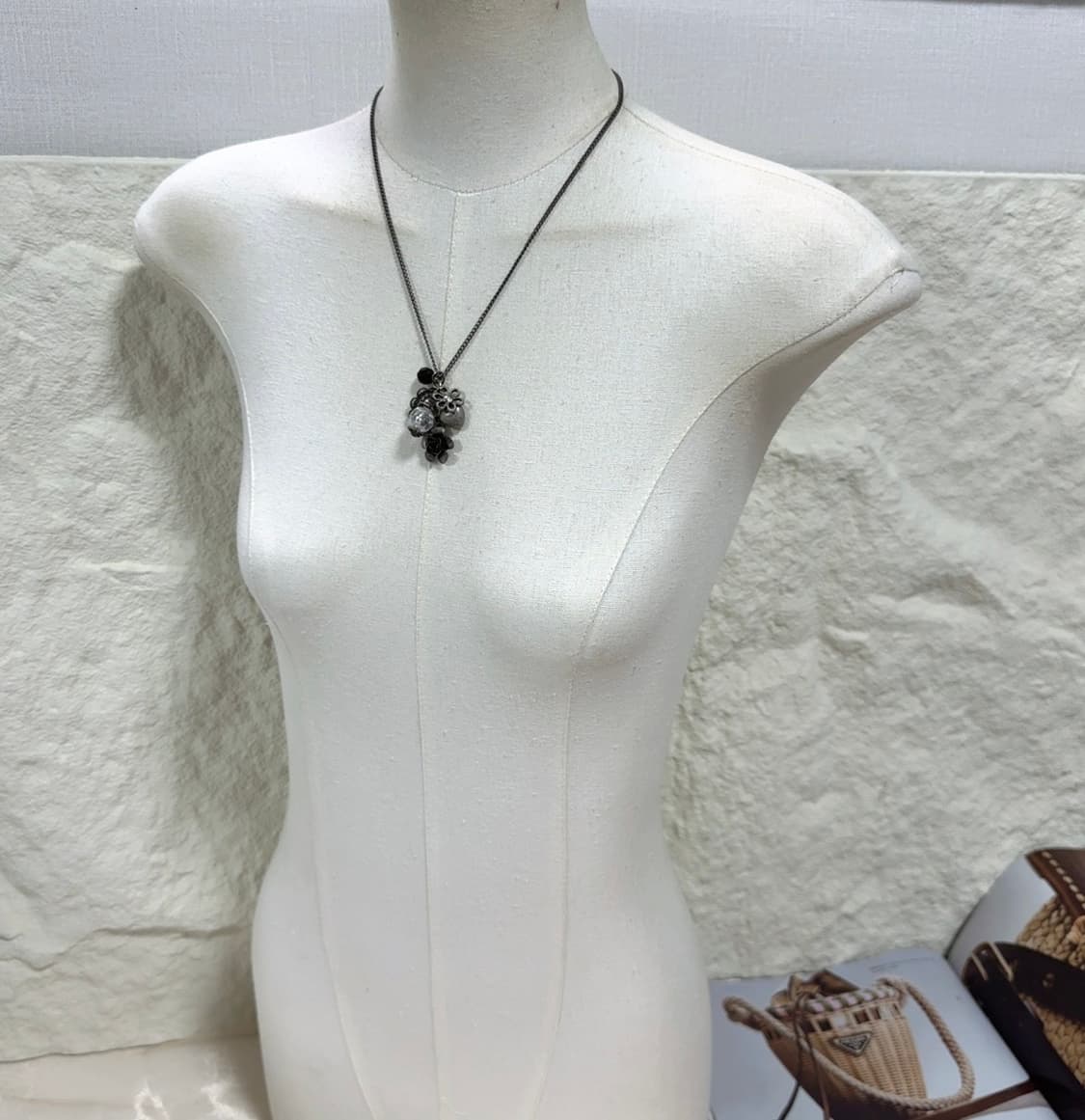 빈티지 빅토리아 중세 하트 플라워 목걸이 상품이미지1