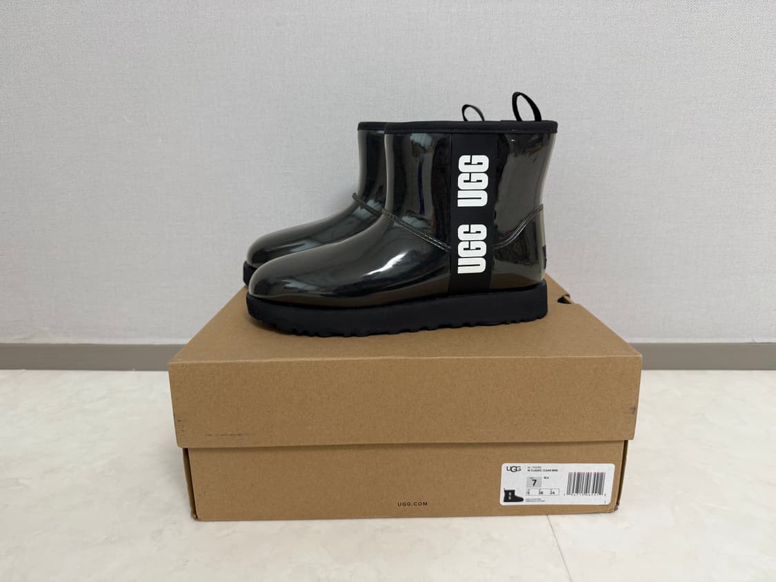 어그 클래식 클리어 미니 상품이미지1