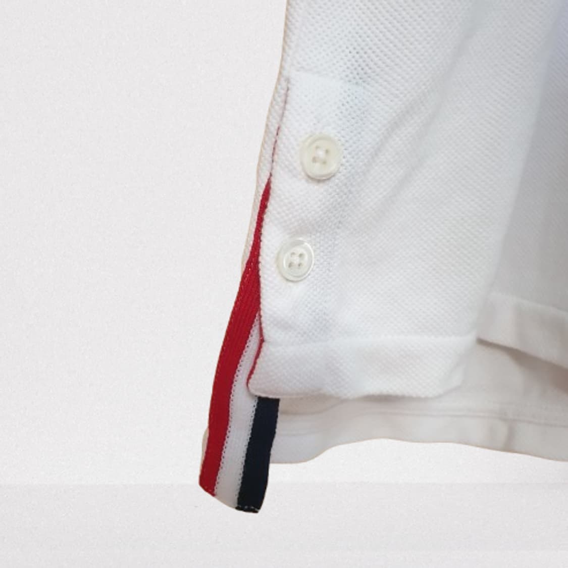 명품 톰브라운 화이트 클래식 피케 백스트라이프 폴로 티셔츠 폴로티 피케티 상품이미지6