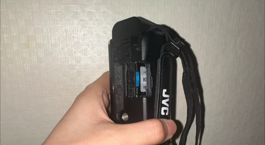 JVC Everio GZ-E77 B 40배줌 캠코더 상품이미지5