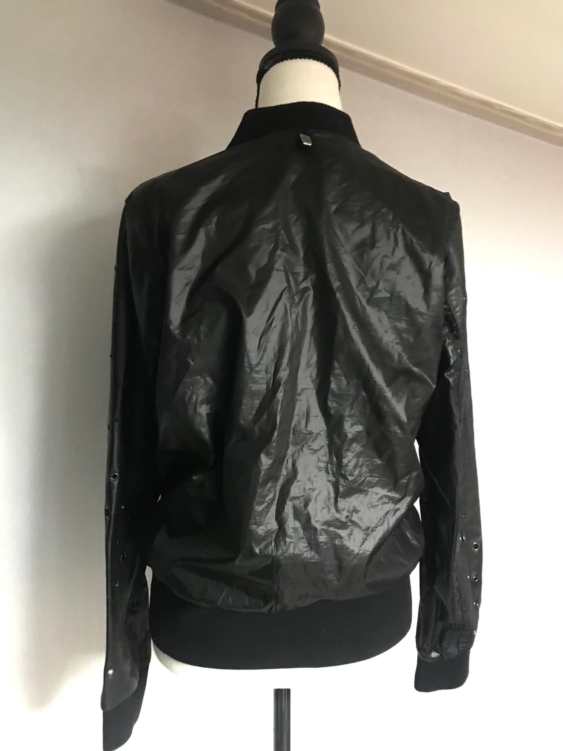 Grommet Sleeve Bomber Jacket 상품이미지4