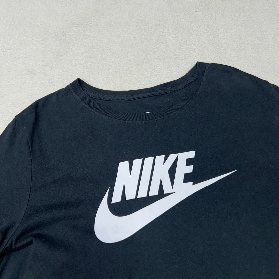 Nike black T-shirts 상품이미지5