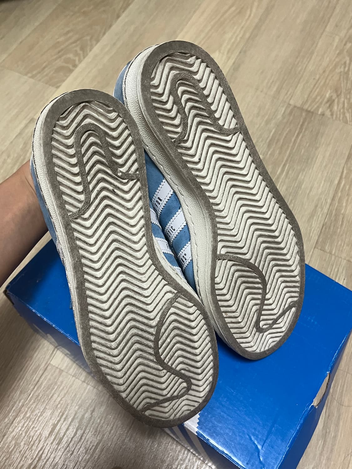 아이다스x휴먼메이드 캠퍼스 라이트블루 상품이미지5