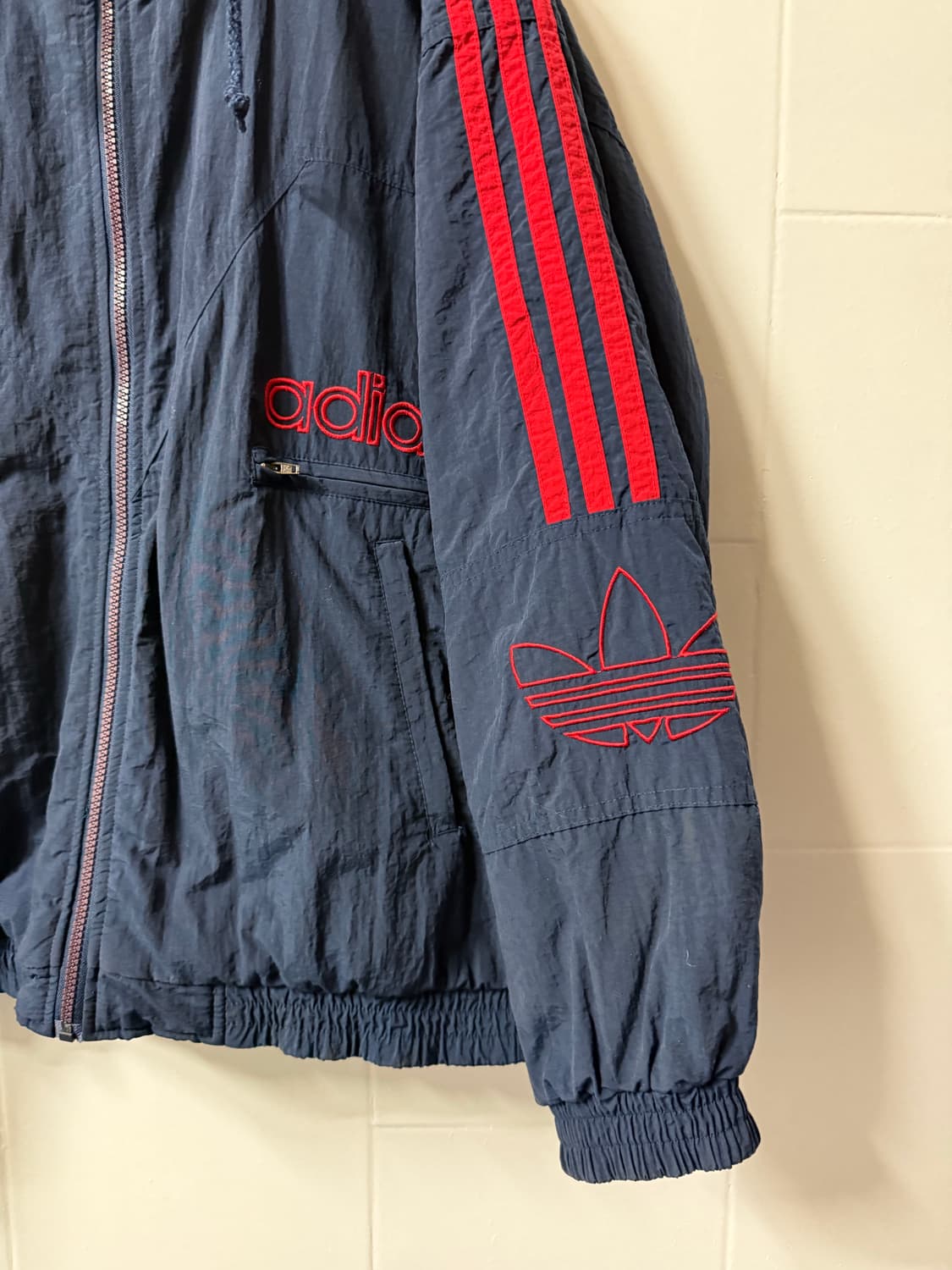 아디다스 올드스쿨 트레포일 누빔 후드 점퍼 상품이미지2