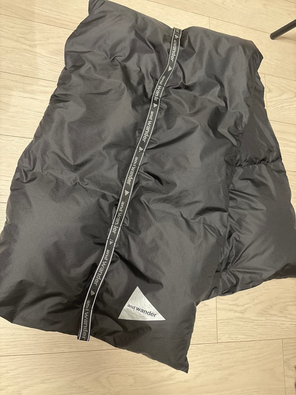 앤드원더 다운 머플러 상품이미지1