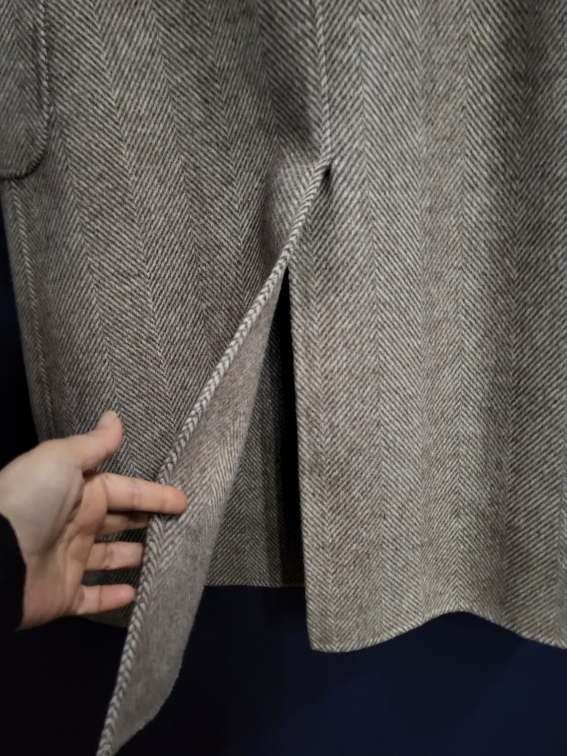 씨엠 컬렉션 헤링본 울100 빅 포켓 코트 상품이미지7