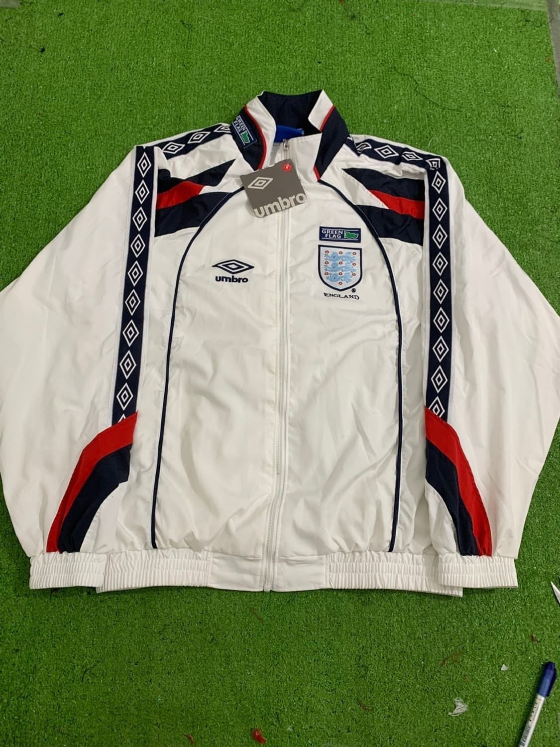 엄브로 잉글랜드 바람막이 상품이미지1