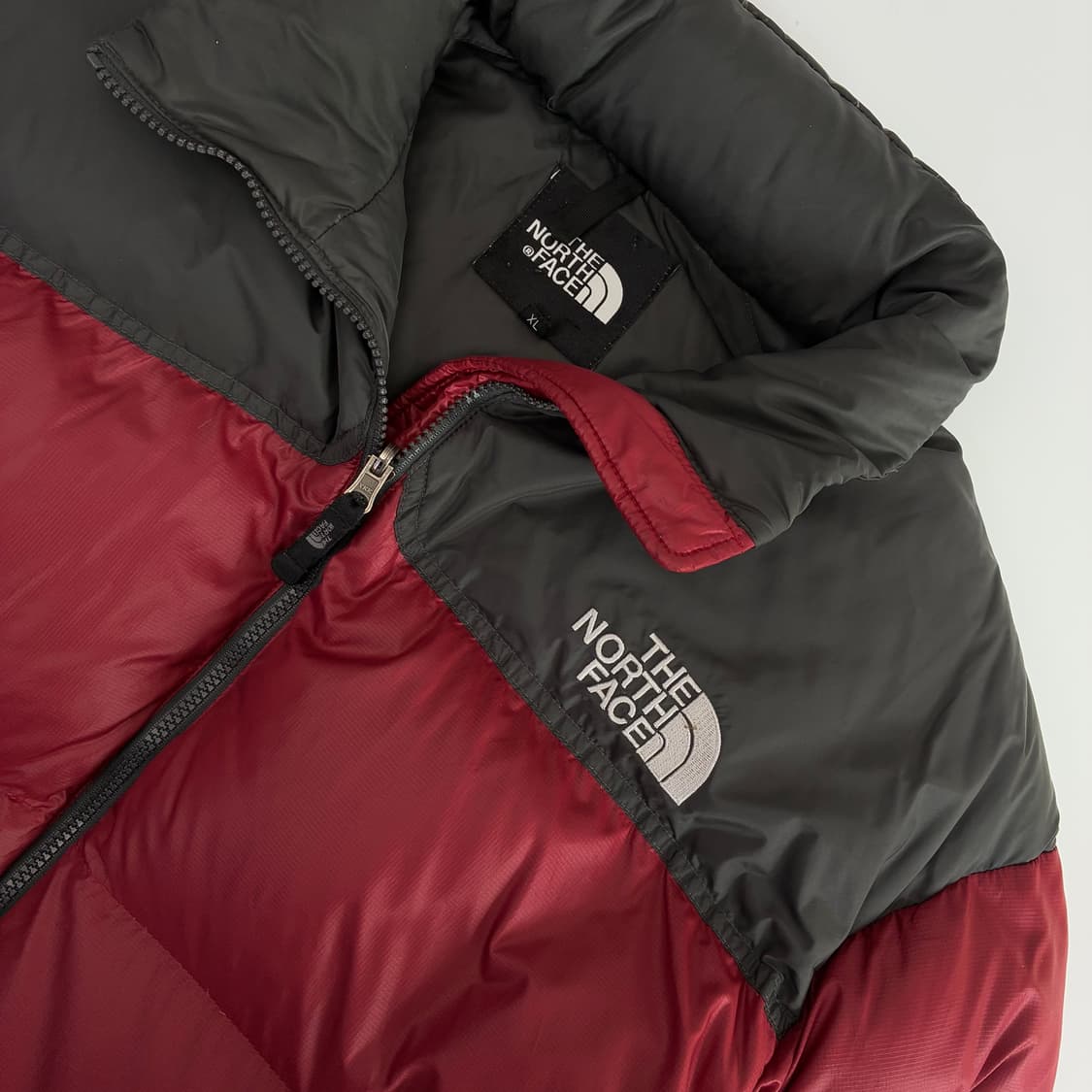 North Face 노스페이스 90‘s 레드 블랙 700 푸퍼 패딩 상품이미지4