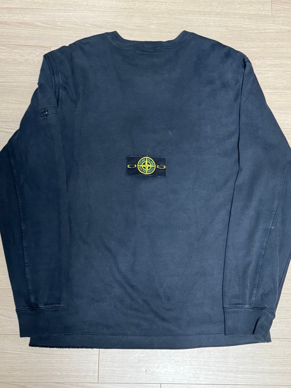 [L]스톤아일랜드 블랙 롱슬리브 맨투맨 상품이미지4