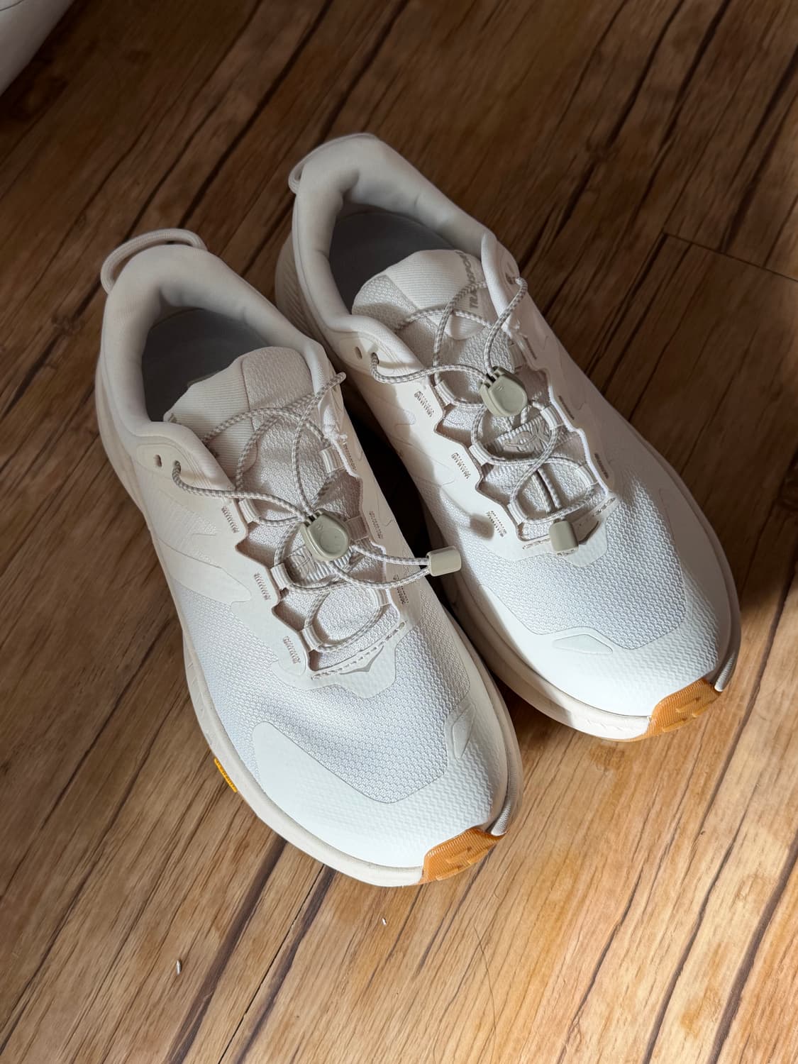 새상품 호카 트랜스포트 와이드 7 상품이미지3