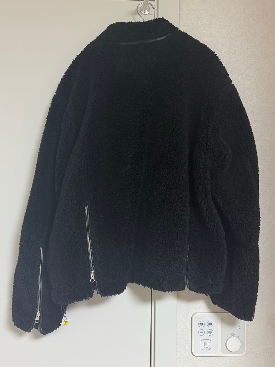 [L] 토니웩 Duvet Leather Shearling Jacket 상품이미지3