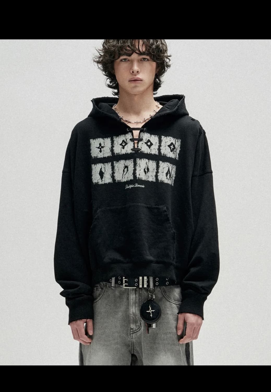 Dying Ember Slit Pullover Hood - Black 상품이미지1