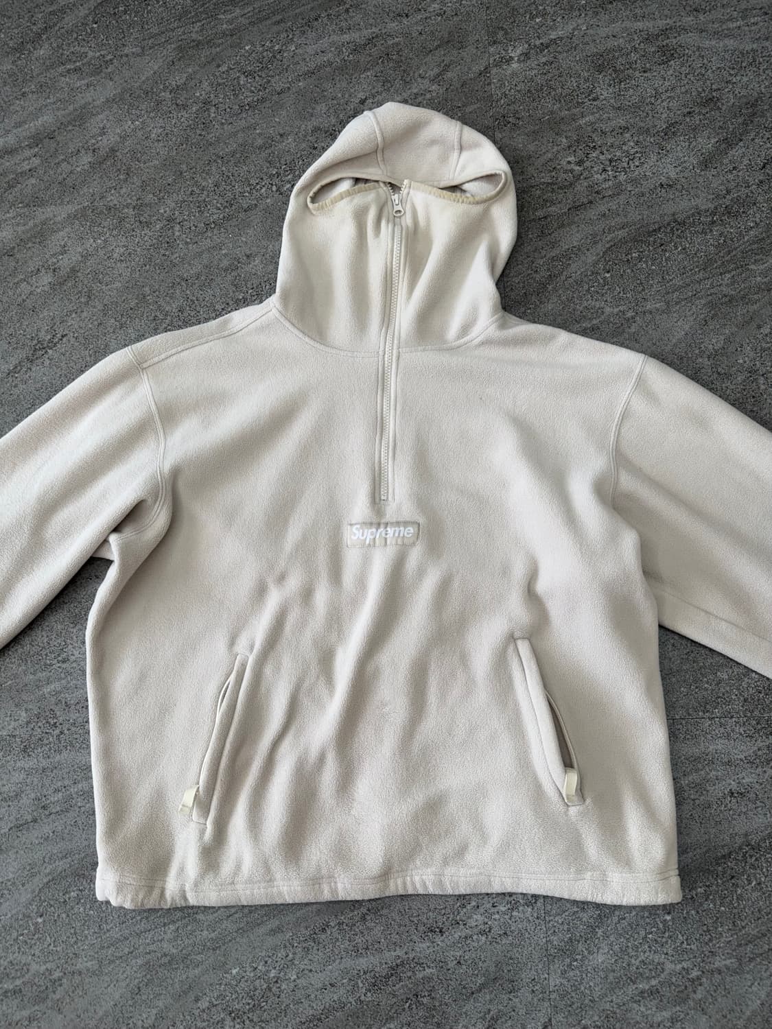 슈프림 폴라텍 페이스마스크 하프 집 풀오버 스톤 - 22FW (L)  상품이미지1