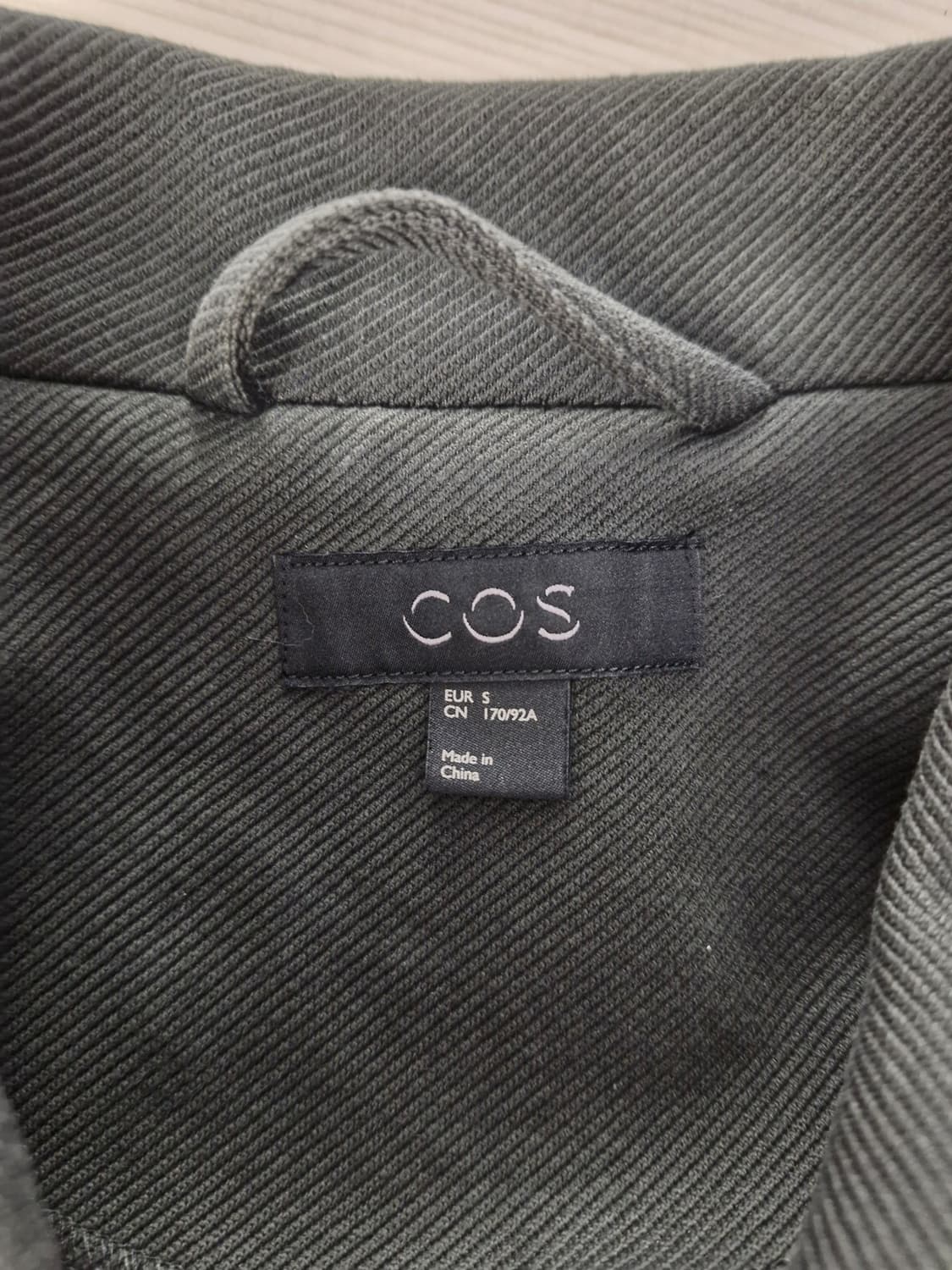 코스 COS 코튼 트윌 자켓 카키_S 상품이미지6