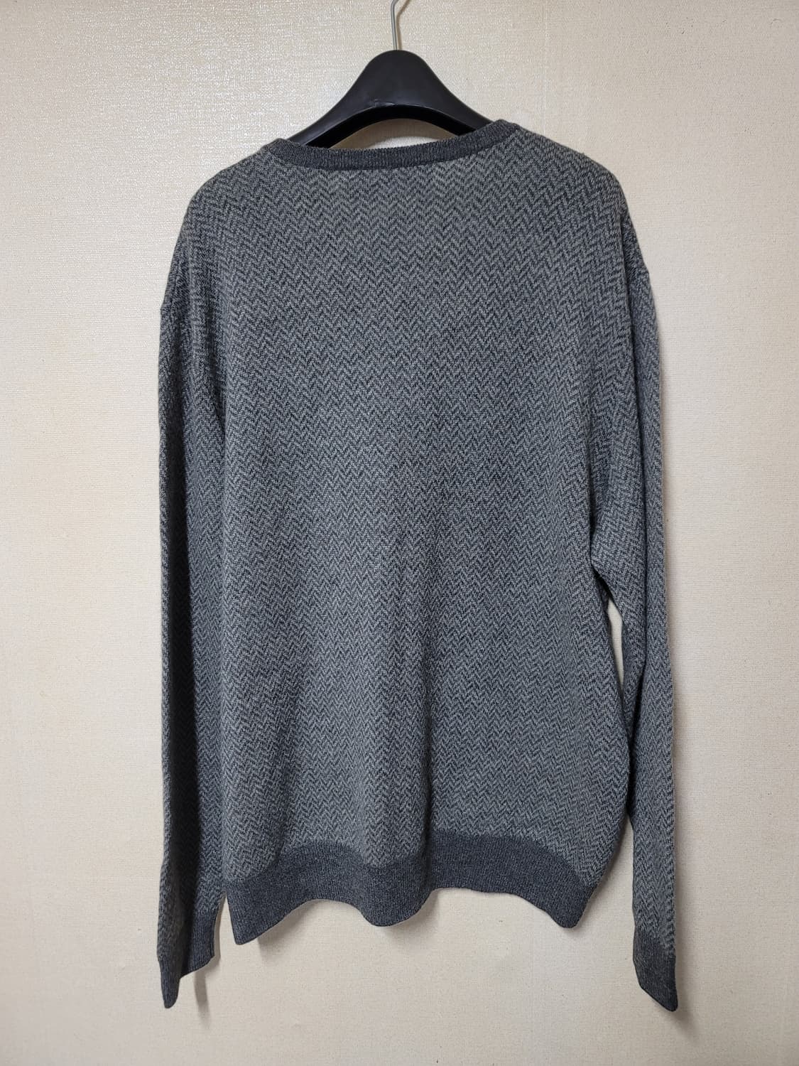 폴로 헤링본 브이넥 니트 상품이미지4