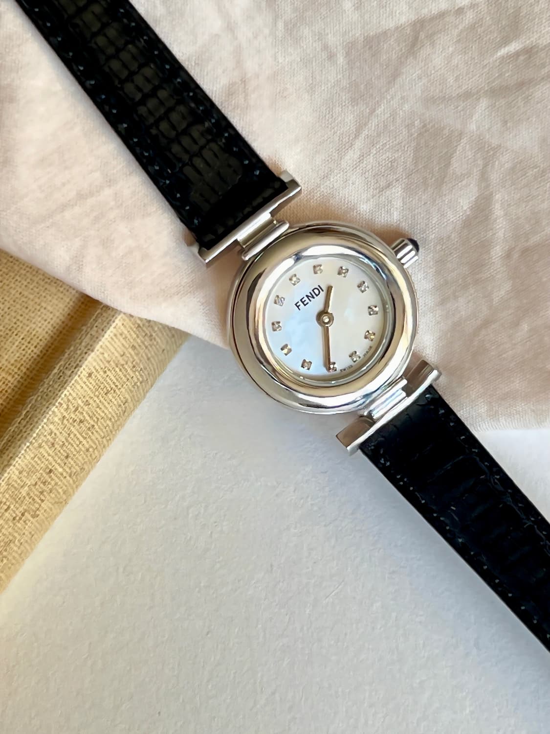 펜디 쉘 다이얼 12p 다이아 시계 / 정품감정 . 케어  상품이미지6