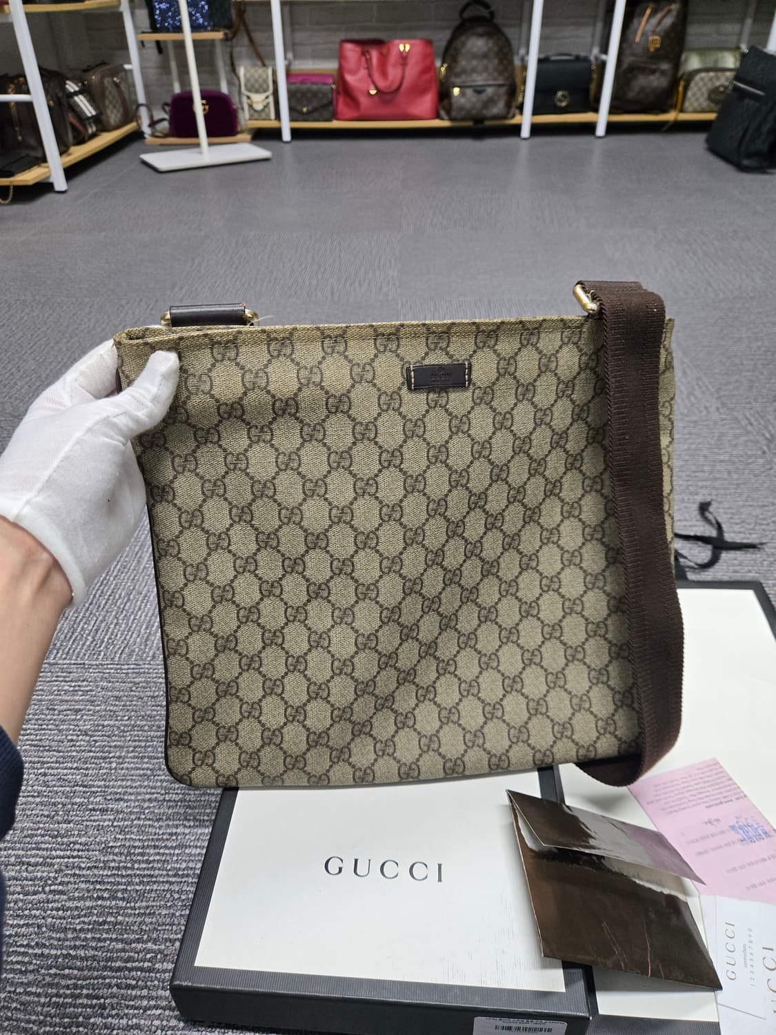 [특가][정품] 구찌 시그니처 메신저백 상품이미지1