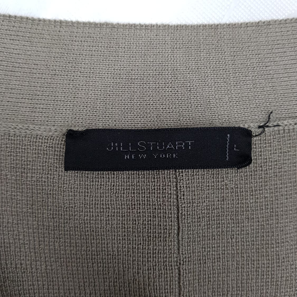 질스튜어트 2022 울소재 오픈 가디건 L사이즈 상품이미지6