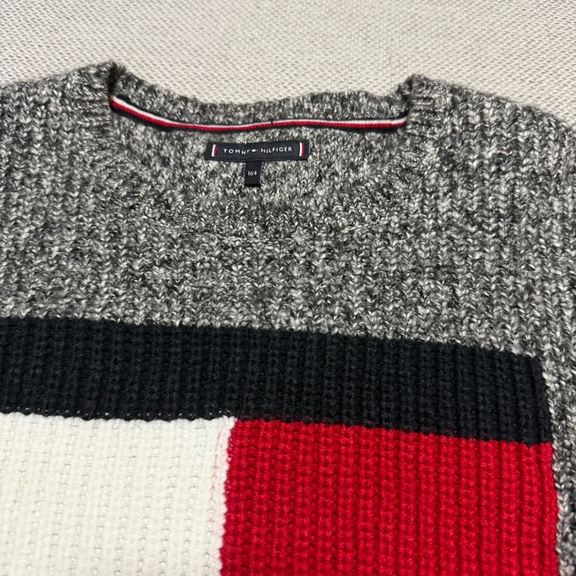 타미힐피거 빅로고 니트 상품이미지2