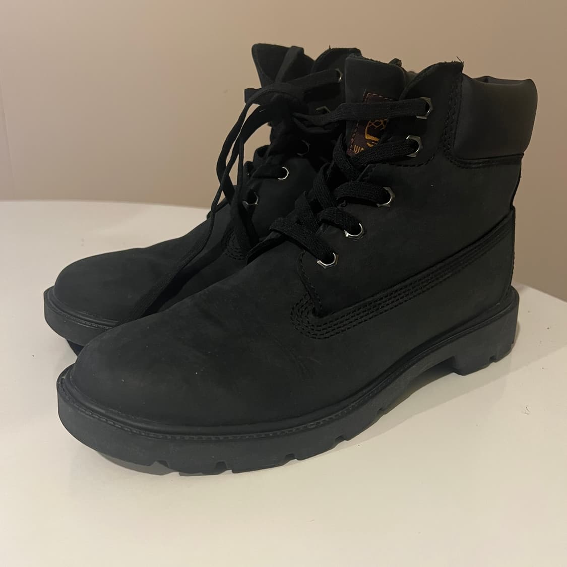 팀버랜드 6인치 클래식 부츠 블랙  상품이미지1