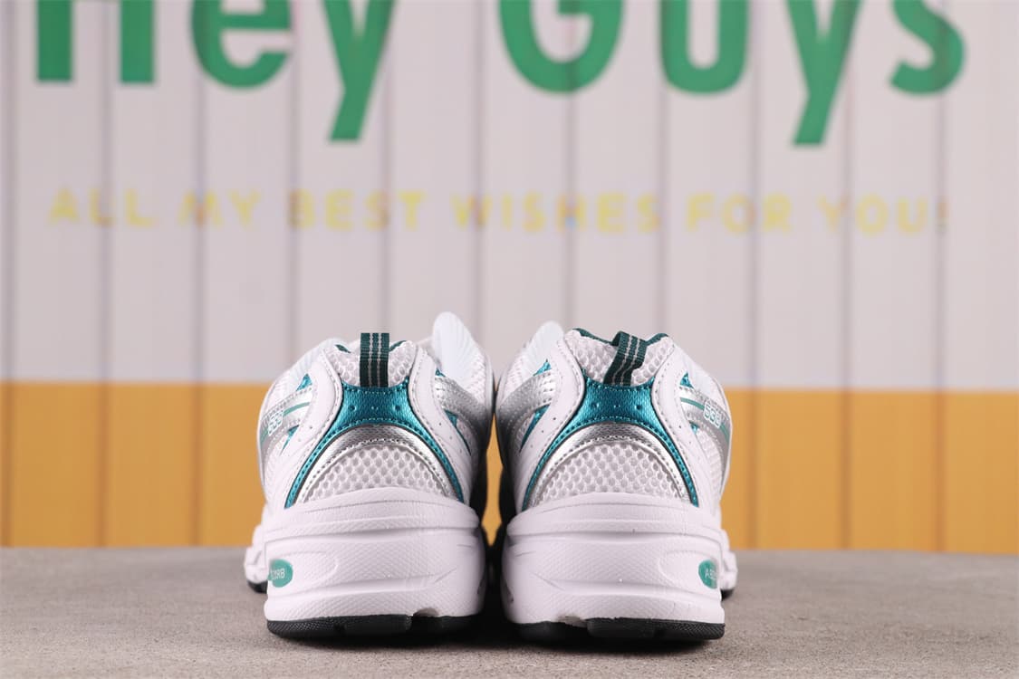 뉴발란스 530 Nb 운동화 커플룩 상품이미지4