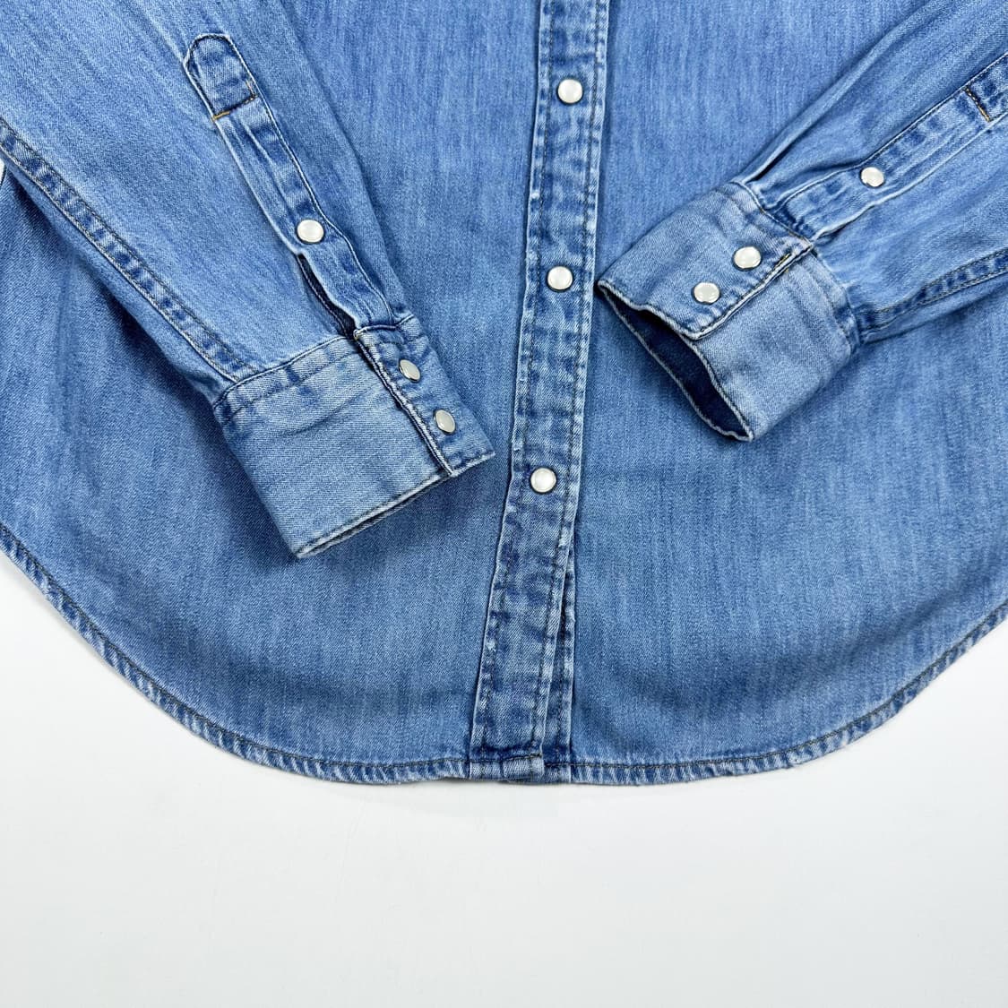 리바이스 오리지널 웨스턴 데님셔츠 (S 여성추천) 상품이미지4