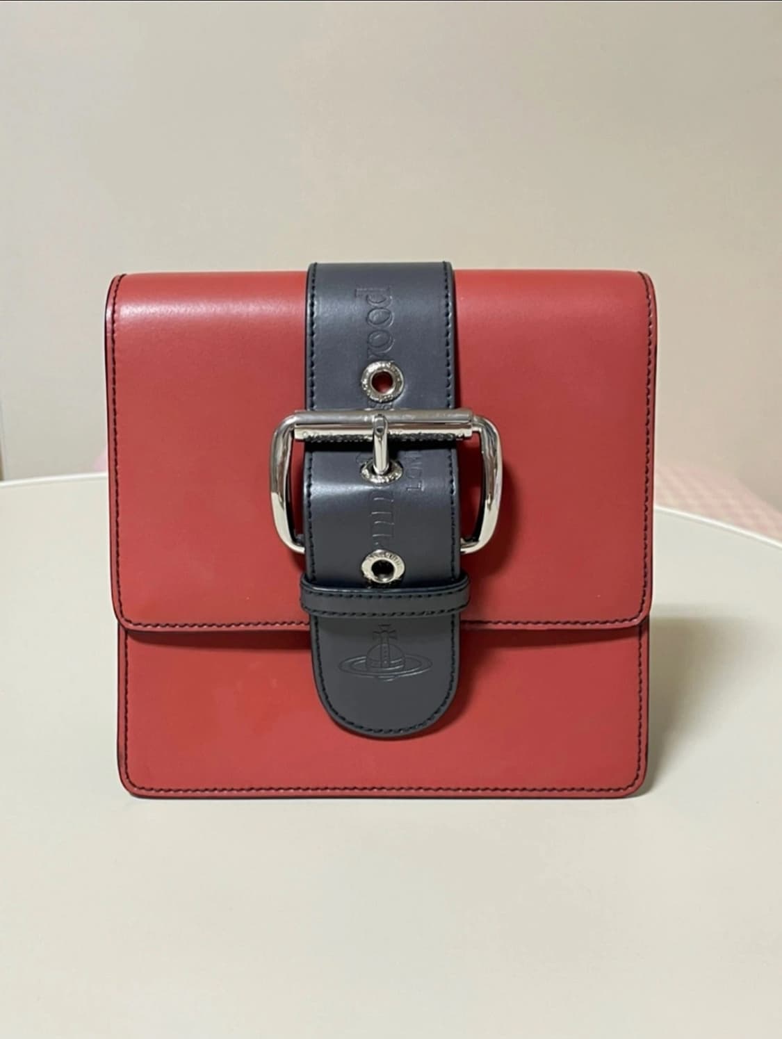 비비안웨스트우드버클백 상품이미지1