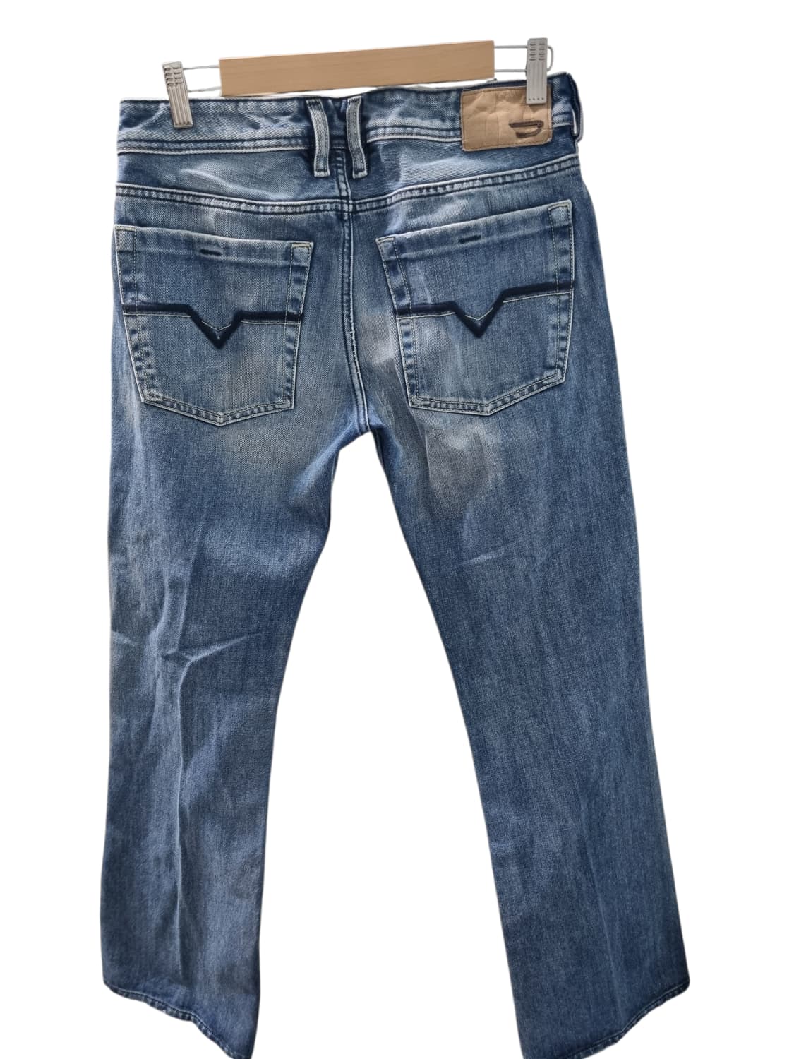 새상품) 디젤 ZATHAN 살짝 부츠컷 데님 30-32 상품이미지2