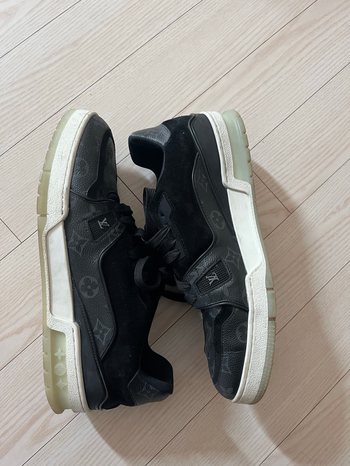 루이비통 트레이너 9.5(285) 상품이미지3