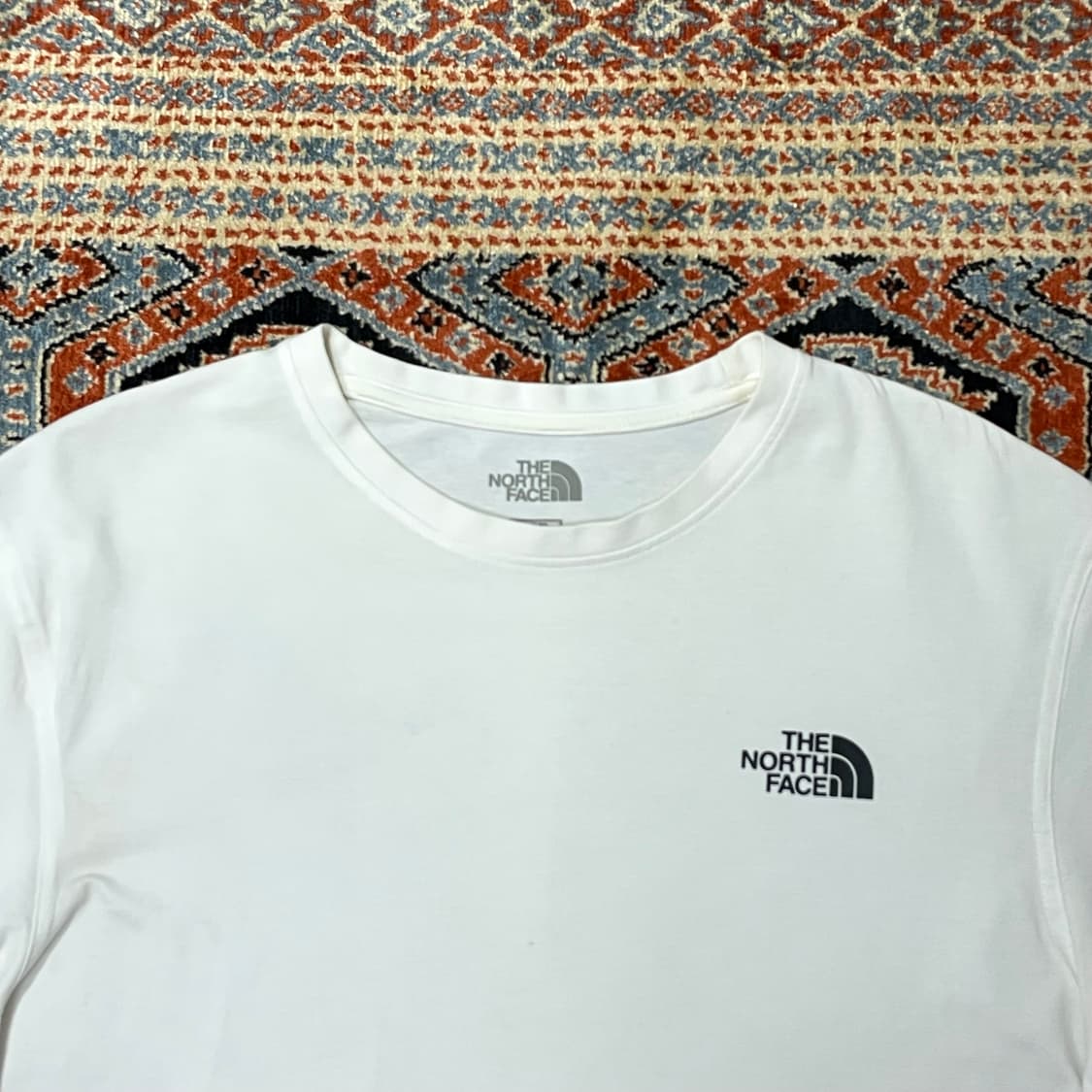 노스페이스 THE NORTH FACE 기본 무지 반팔티 남성100 상품이미지3