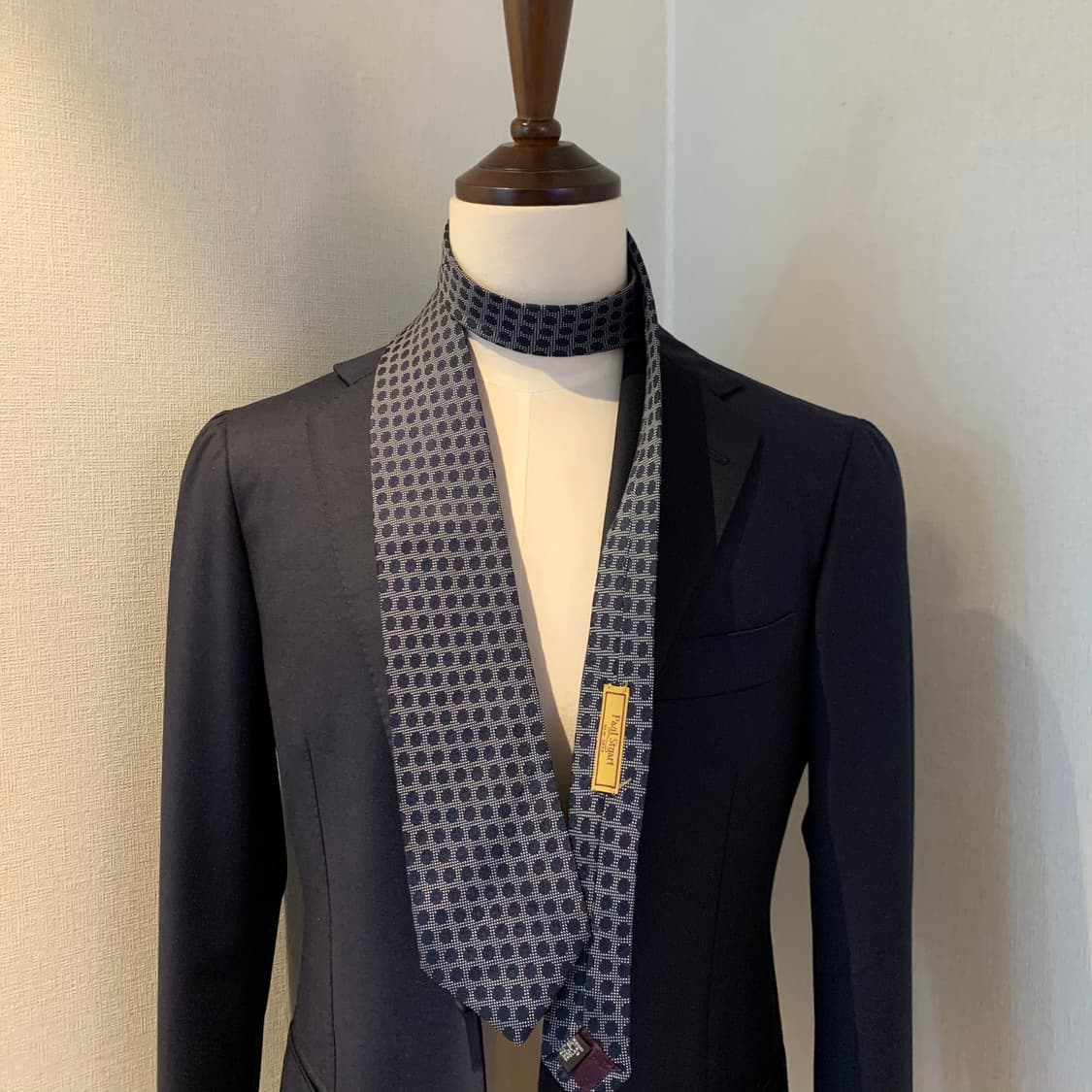 폴스튜어트 네이비 클래식 명품넥타이 A+등급 최상급 상품이미지1