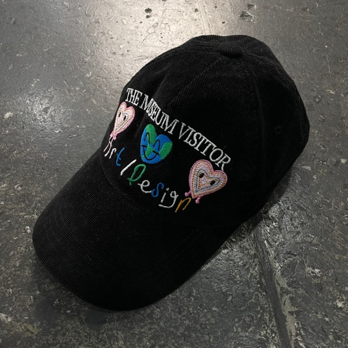 더 뮤지엄 비지터 아트디자인 코듀로이 볼캡 상품이미지1