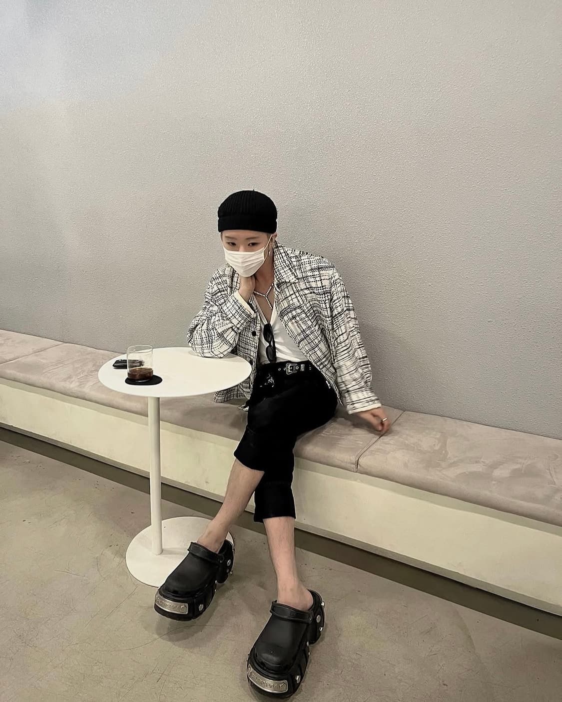 와이프로젝트 크리스탈 Y 목걸이 상품이미지1