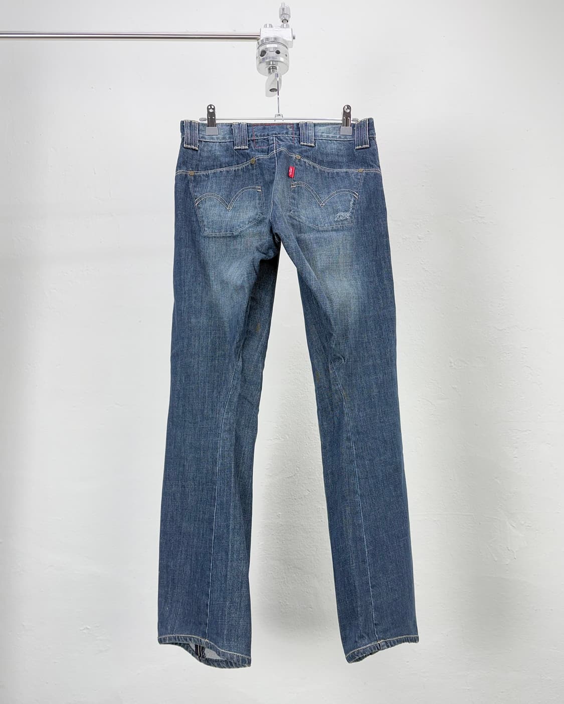 리바이스 엔지니어드 워싱 레그 트위스트 데님 팬츠 상품이미지6