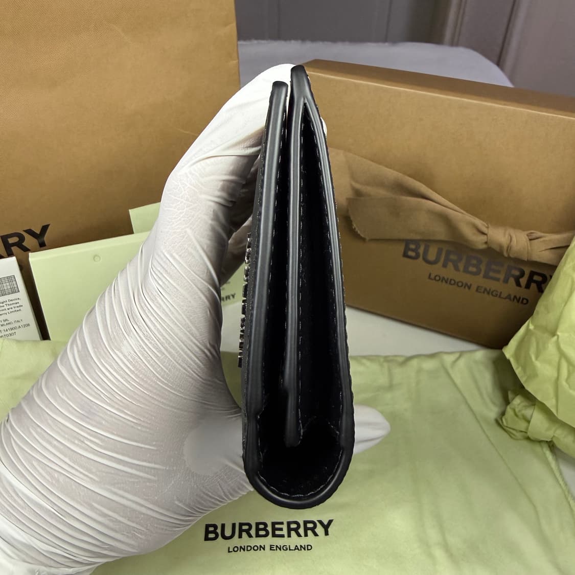 버버리 머피 체크 롱 월렛 차콜 장지갑 상품이미지8