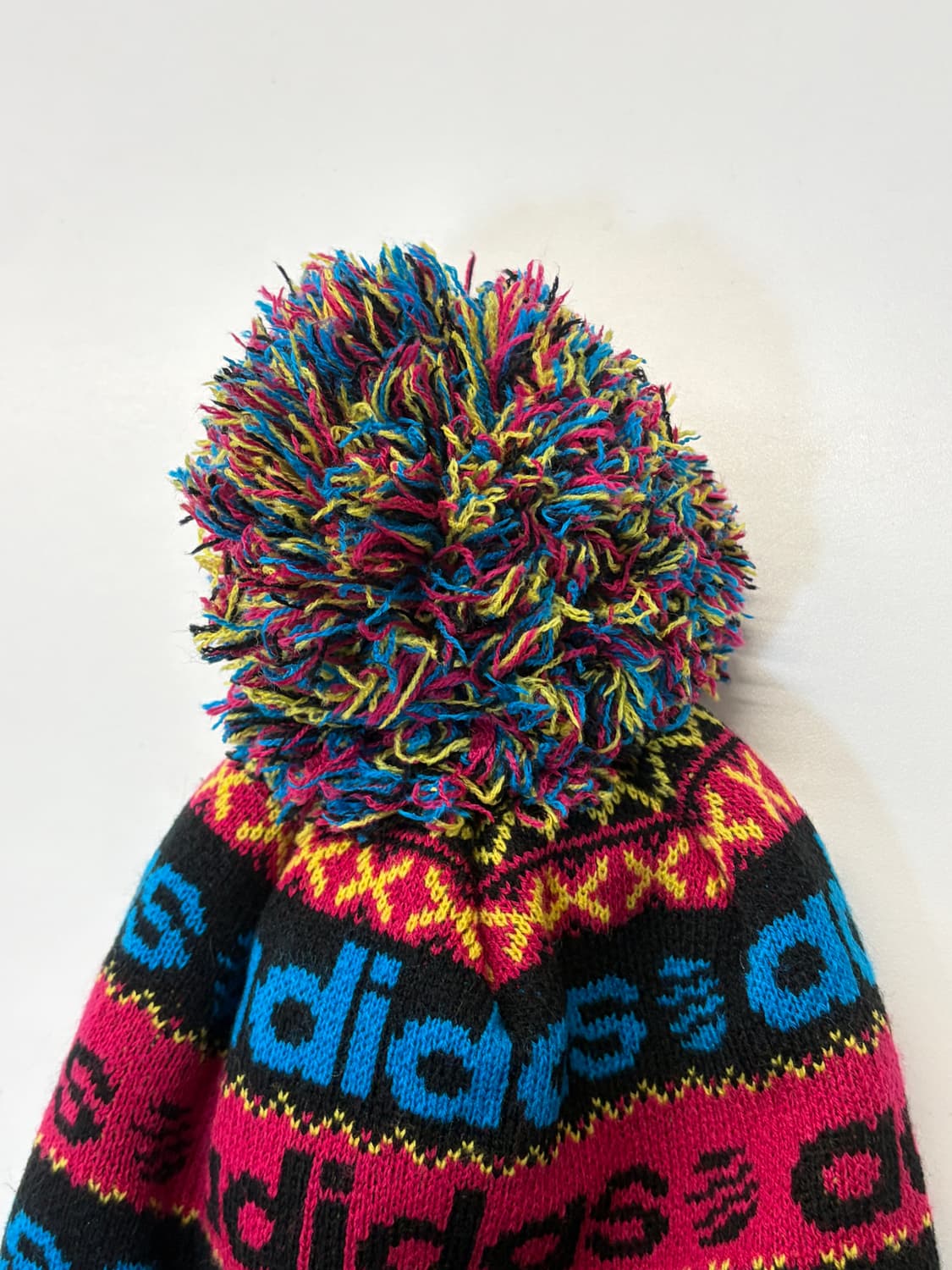 아디다스 네오 - 폼폼 방울 비니 상품이미지3