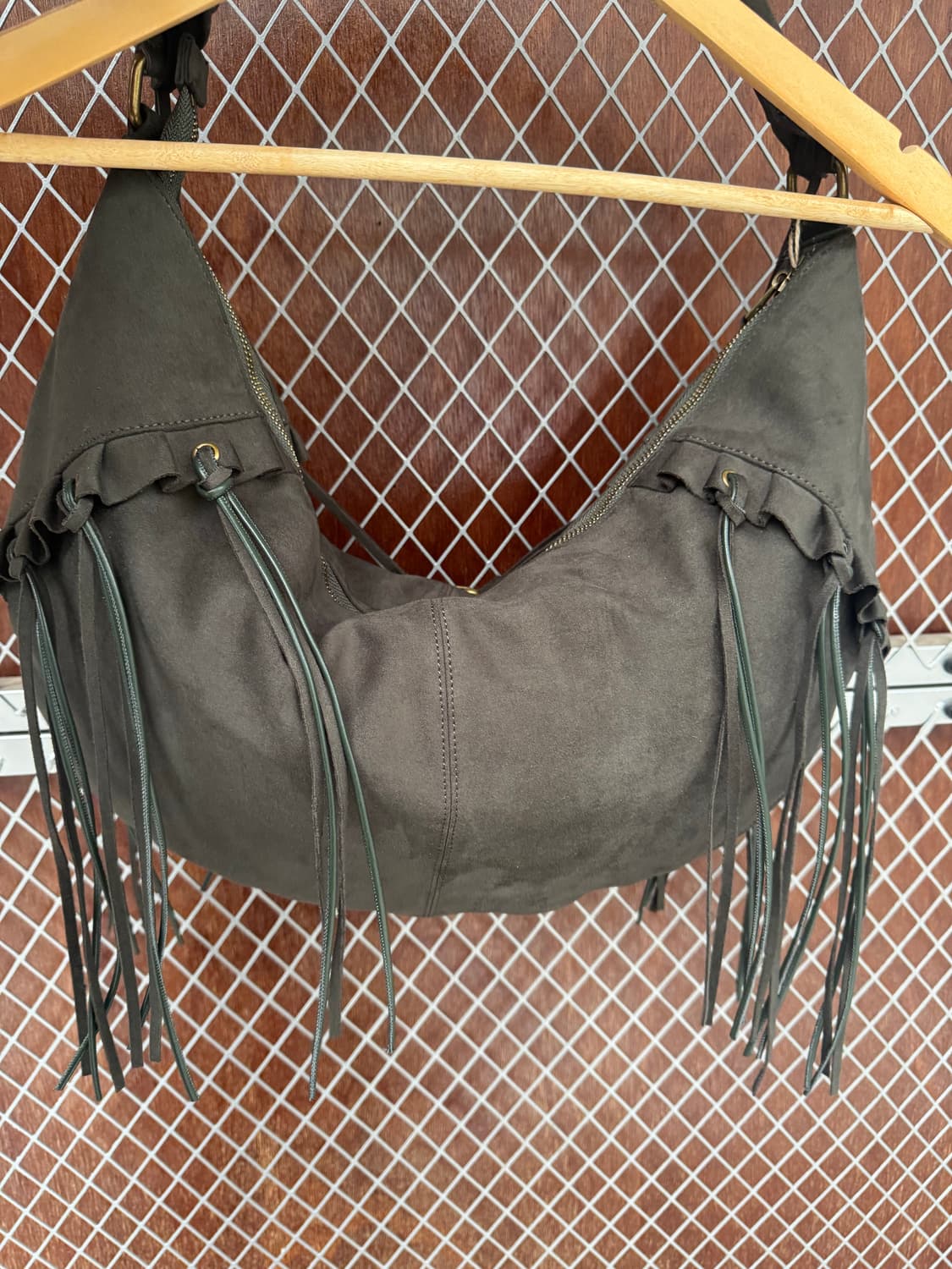 스컬프터 페이크 스웨이드 스트링 체인 호보 숄더백 카키 새상품 상품이미지8