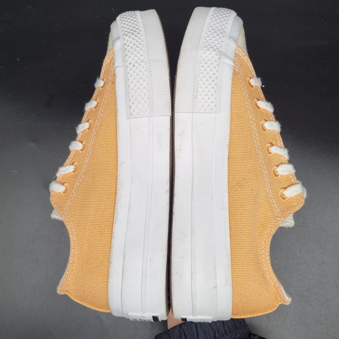 컨버스 올스타리프트 여성스니커즈230 상품이미지5