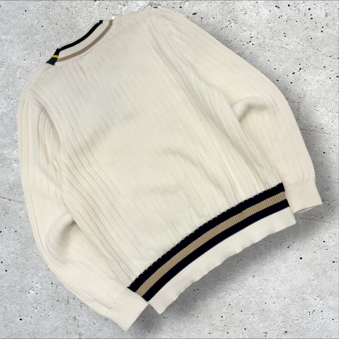 [L] Lacoste 라코스테 V넥 니트 아이보리 화이트 B338 상품이미지2