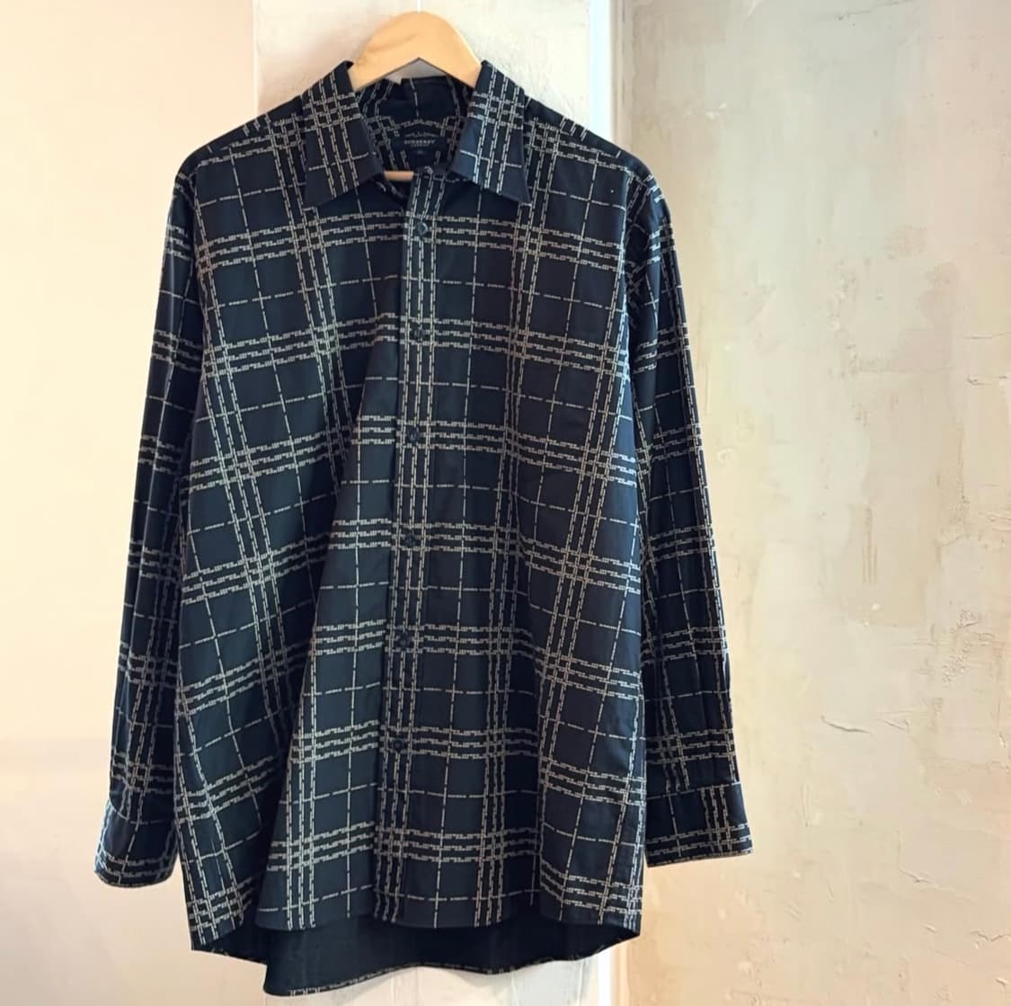 버버리 레터링 셔츠 상품이미지2