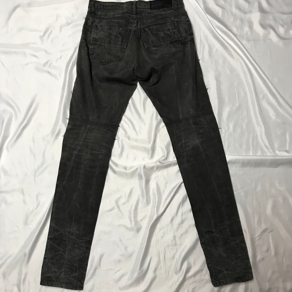 율리우스 아크드 데님 팬츠 상품이미지7