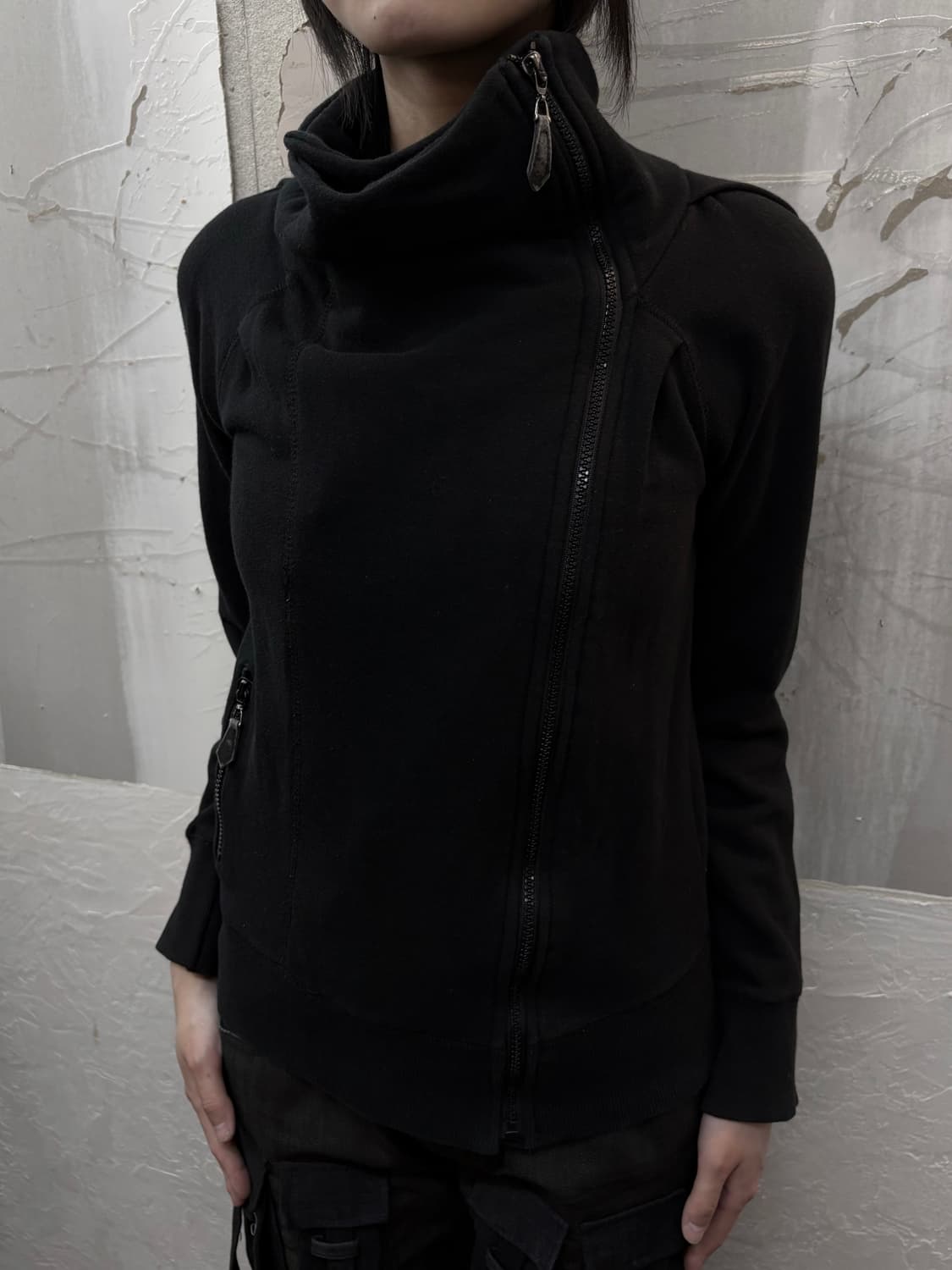 black oblique zip-up 상품이미지2