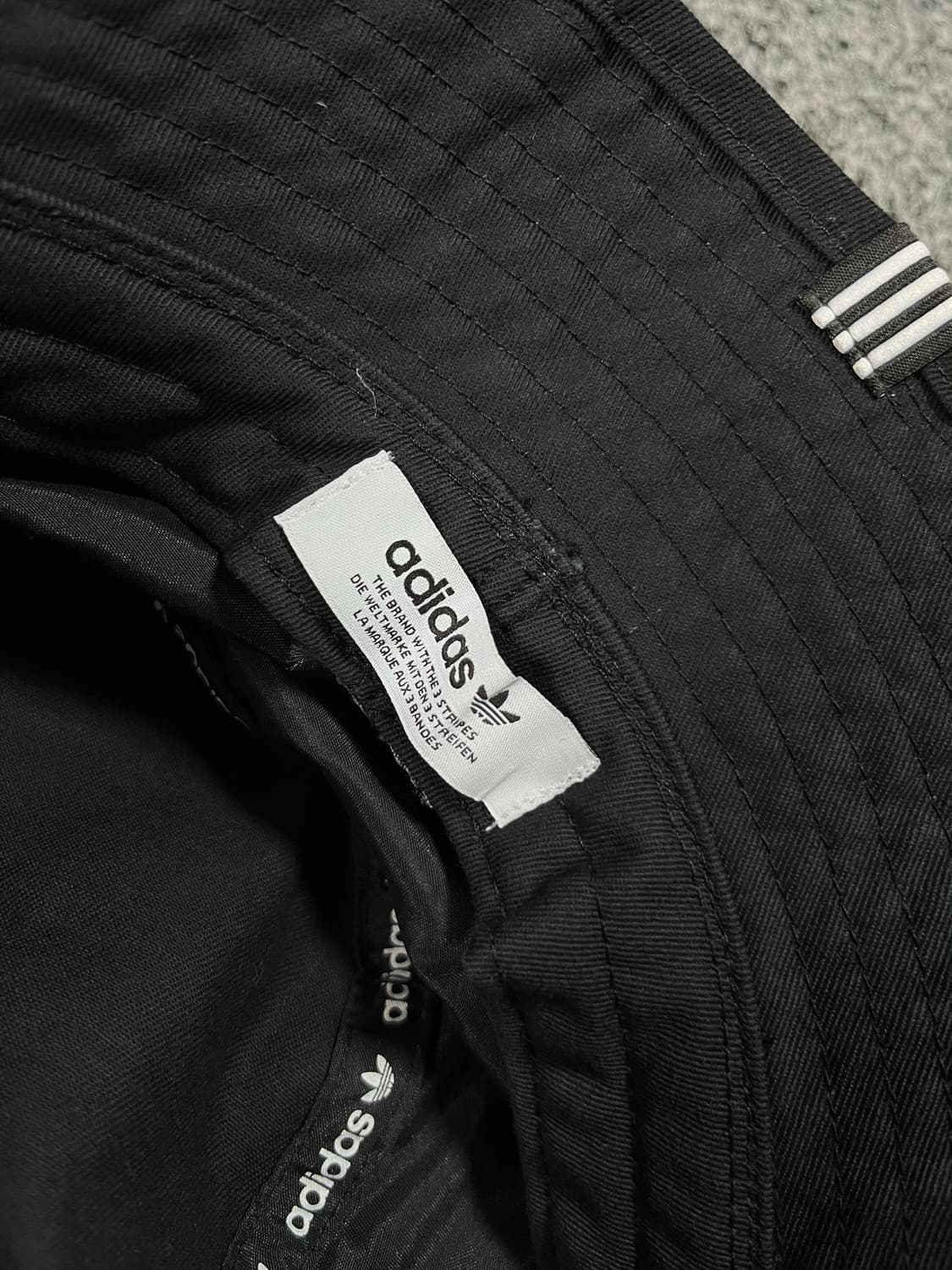 아디다스 블랙 버킷햇 벙거지 모자 상품이미지3